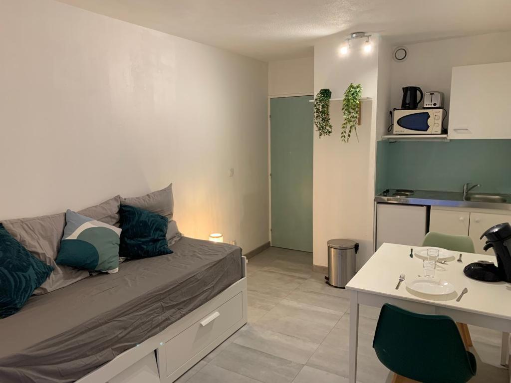 Appartement Tout Equipe A 6 Minutes De La Gare St Charles Marseille Ngoại thất bức ảnh