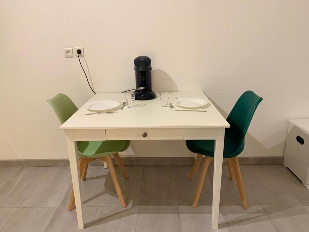 Appartement Tout Equipe A 6 Minutes De La Gare St Charles Marseille Ngoại thất bức ảnh